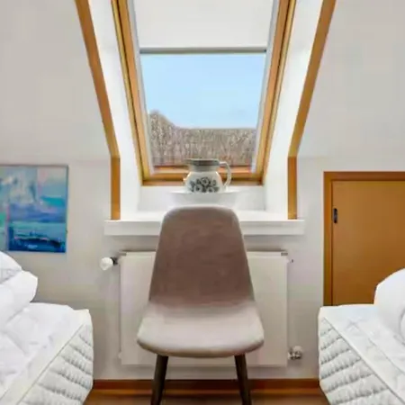 度假居 3 Bedroom Cozy In *
