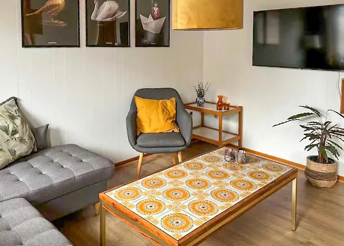 3 Bedroom Cozy In Holiday home